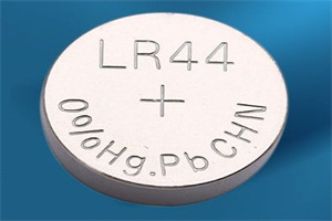 Wat is een LR44 -batterij?