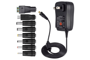 Hoe kies ik muuradapters en tabel-top voedingen?