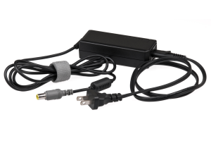 Waarom apparaten AC-adapters gebruiken